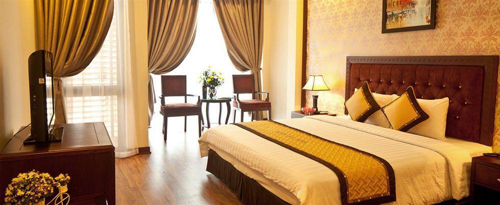 Huyen Chau Hotel 2*